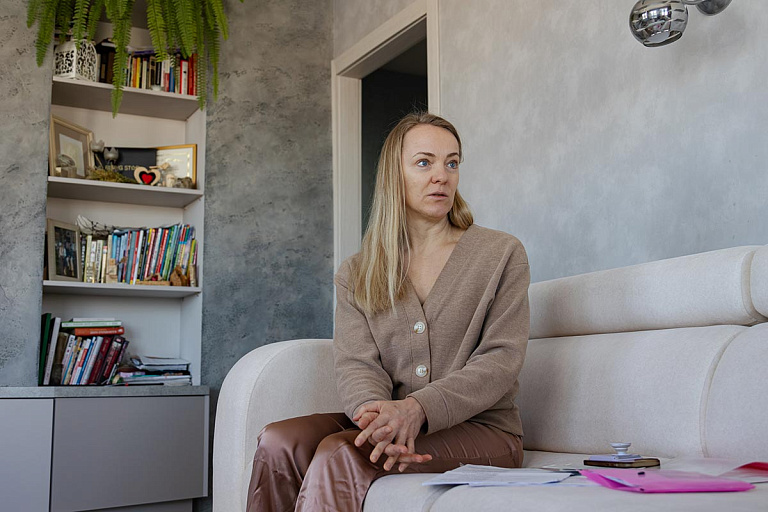 "Скоро мы увидимся": суд постановил вернуть матери увезенных в Луганск детей