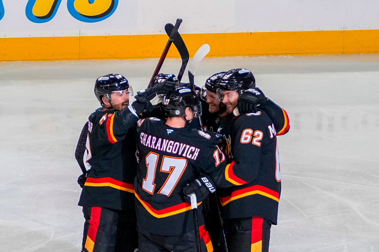 Белорусы "зажгли", но клубам не помогли: как наши сыграли свои матчи в НХЛ