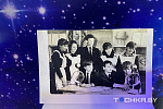 Олег Новицкий (сидит крайний слева) с одноклассниками. Фото: Tochka.by