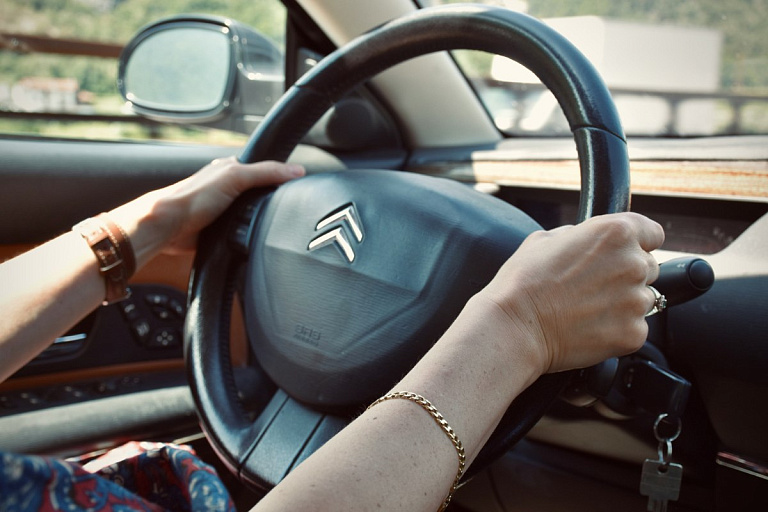Citroen обещает выпустить супердешевый электрокар – что по цене