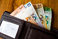 Белорусам предложили зарплату 8000 рублей – достаточно училища