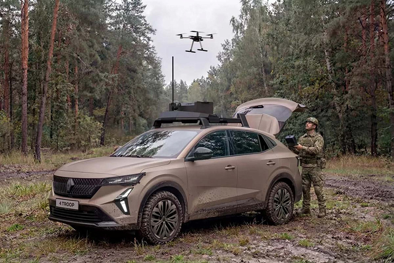 Renault превратил гражданский автомобиль в военную машину