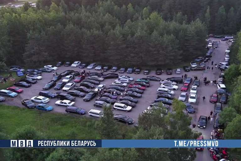 Белорусы организовали автофестиваль у трассы – закончилось не очень