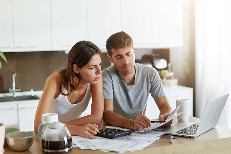 Что происходит с кредитами, депозитами и долларом США – отчет Нацбанка