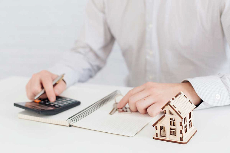 За долги продают недвижимость крупного белорусского завода – что известно